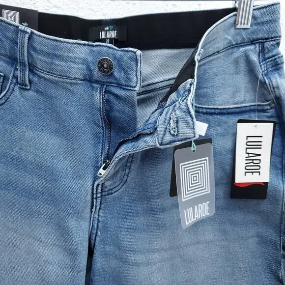 NWT LULAROE Lycra 7” Denim Light Wash Relaxed Stretchy Jean Bermuda Shorts - Picture 7 of 10